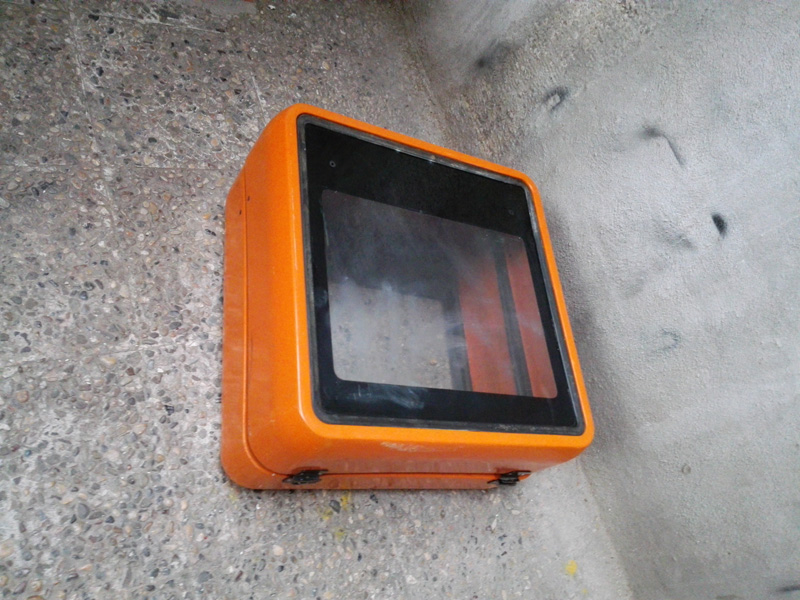 caja reloj cartel info aeropuerto tren bus fibra metacrilato 13x5466_2x65_2x16